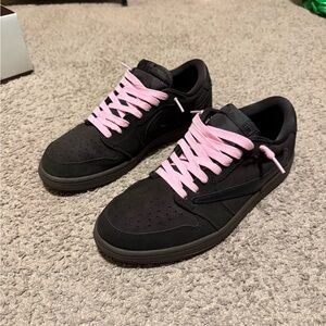 Nike Black Sneakers with Pink Laces